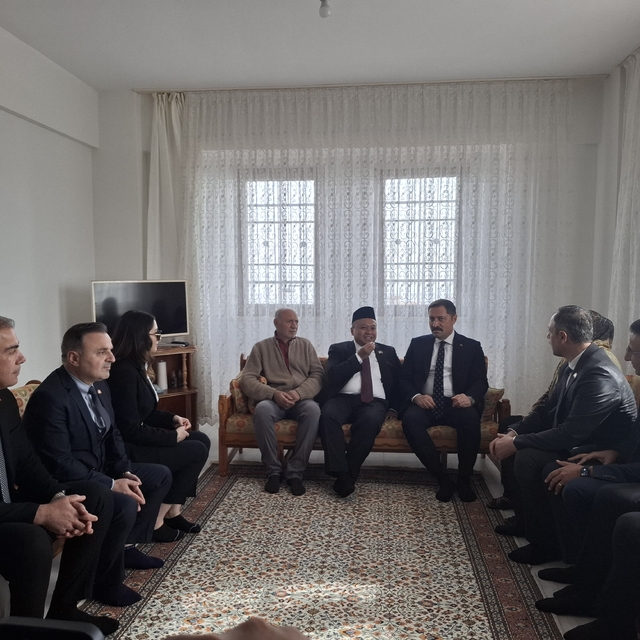 Hatay'da depremzedeler için yapımı tamamlanan Endonezya Köyü için tören