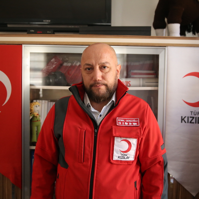 Türk Kızılay Niğde Şubesi "2. El Tekstil Projesi" başlattı