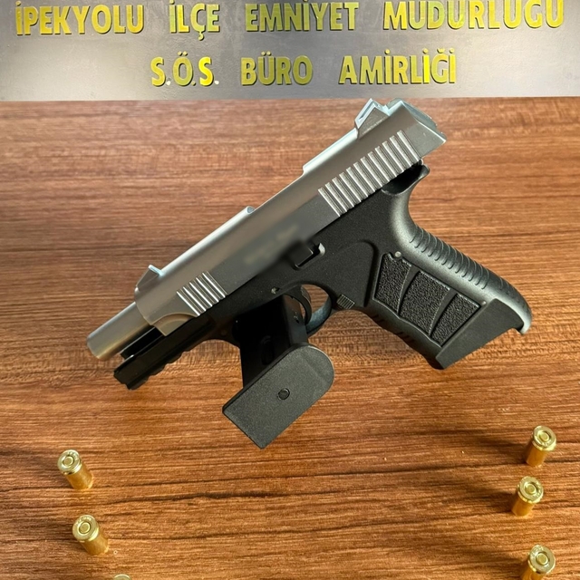 Van'da çeşitli suçlardan aranan 486 şüpheli yakalandı