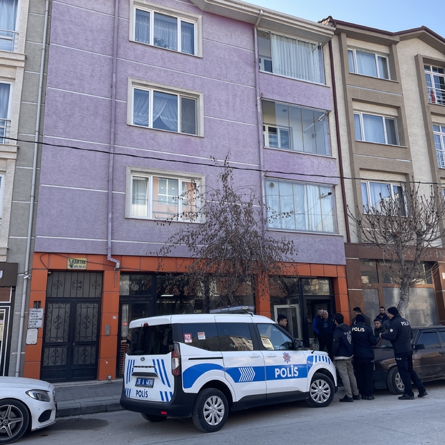 Eskişehir'de ikinci kattaki balkondan düşen kadın yaralandı