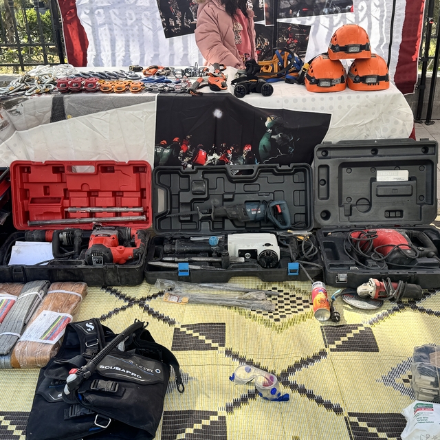 Siirt'te deprem konulu bilgilendirme ve ekipman tanıtımı yapıldı