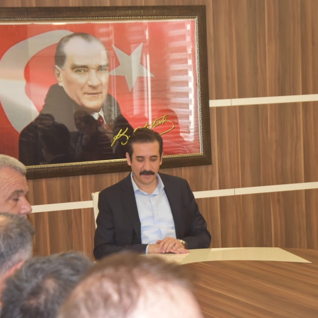 Bozyazı Kaymakamı Topsakaloğlu, muhtarların sorunlarını dinledi