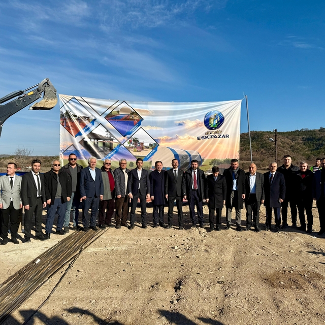 AK Parti Karabük heyeti Eskipazar OSB'de incelemelerde bulundu