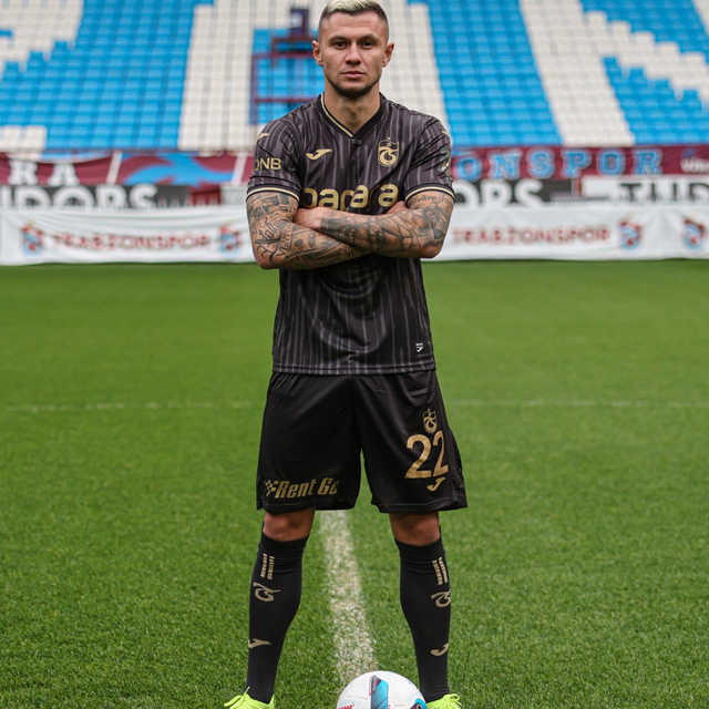 Trabzonspor, Oleksandr Zubkov için imza töreni düzenledi