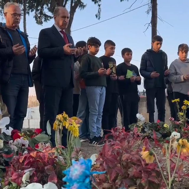 Kartalkaya'daki otel yangınında ölen Doğan ailesi, okulların açıldığı ilk g...