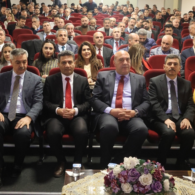 Van'da eğitim öğretim yılı 2. dönem değerlendirme toplantısı yapıldı