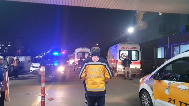 Diyarbakır'da iki aile arasında taş ve sopalı kavga: 4 yaralı