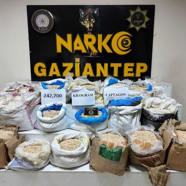 Gaziantep'te uyuşturucu operasyonunda yakalanan 3 zanlı tutuklandı