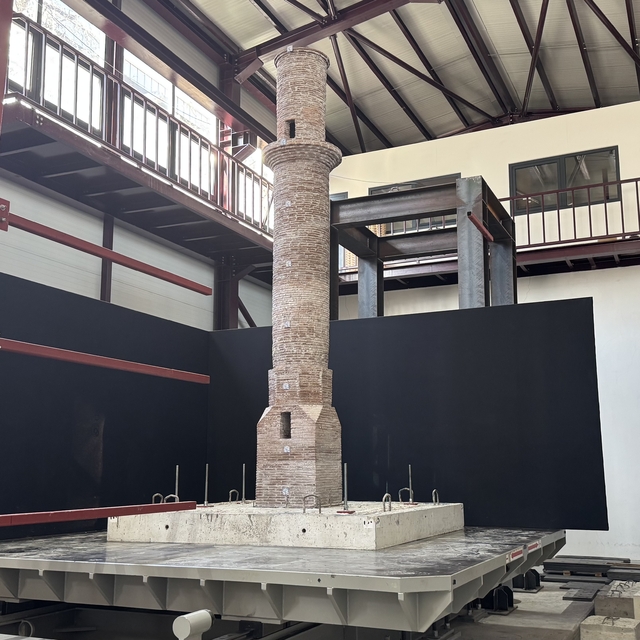 Tarihi minarelerdeki hasarlar "yapay zeka ve çoklu kamera teknolojisi" ile...