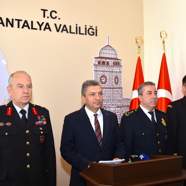 Antalya'da İl Asayiş ve Güvenlik Bilgilendirme Toplantısı yapıldı