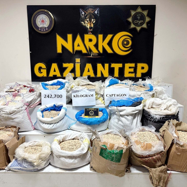 Gaziantep'te 1 milyon 427 bin 647 uyuşturucu hap ele geçirildi
