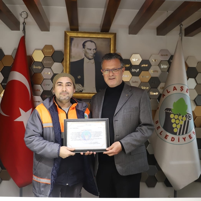 Alaşehir'de temizlik görevlisinden örnek davranış
