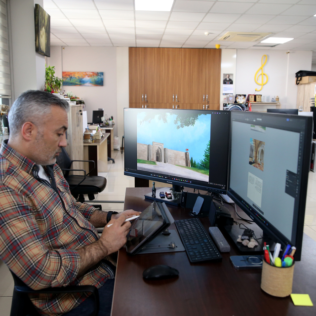 Öğrenciler yaşadıkları kentin tarihini ve kültürünü öğretmenlerinin yazdığı...