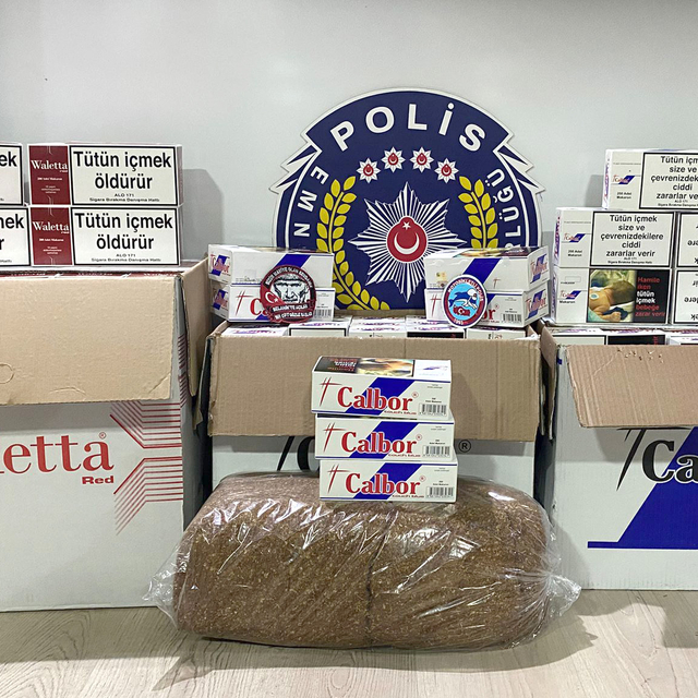 Kocaeli'de kaçak sigara operasyonunda 4 kişi gözaltına alındı