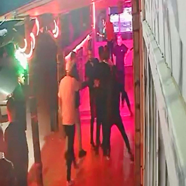 Eğlence merkezi çıkışında ölümlü kavga kamerada