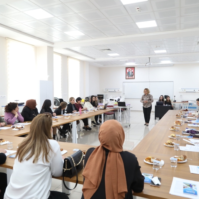 TOGÜ'de "Müfredat Güncelleme Çalıştayı" düzenlendi