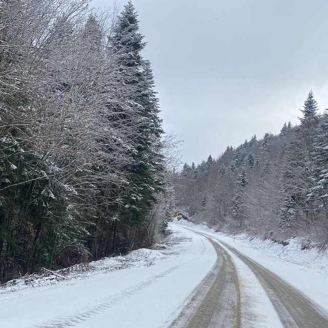 Karabük'ün yüksek kesimlerinde kar yağışı