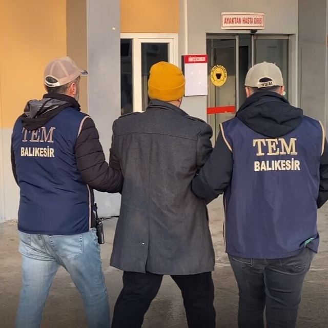 Balıkesir'de terör örgütü DEAŞ'a yönelik operasyonda 4 zanlı yakalandı