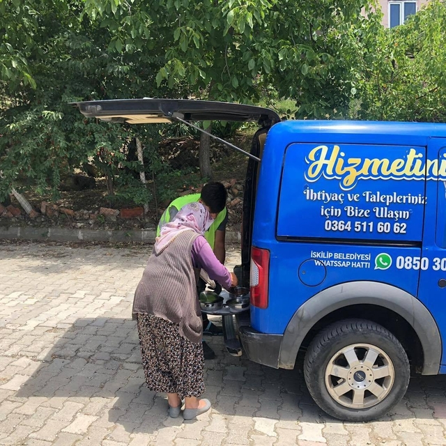 İskilip Belediyesi Aşevi her gün 250 aileye sıcak yemek ulaştırıyor