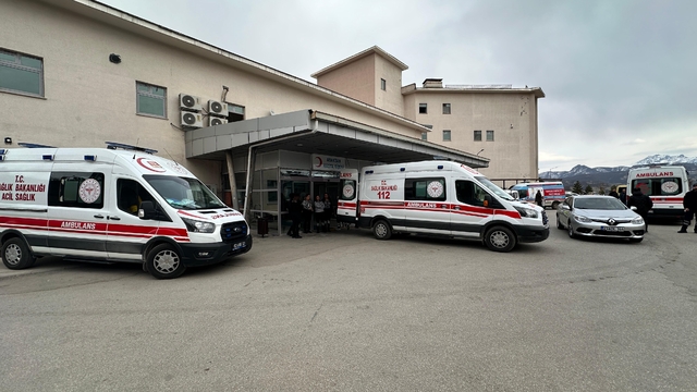 Cezaevi ziyareti dönüşü kaza; 1 ölü, 4 yaralı