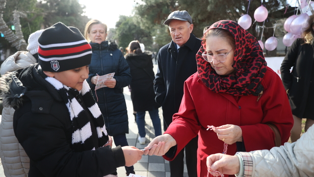 Kırklareli'nde kanser hastalığına "marteniçka" ile dikkat çekildi