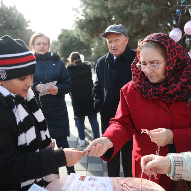 Kırklareli'nde kanser hastalığına "marteniçka" ile dikkat çekildi