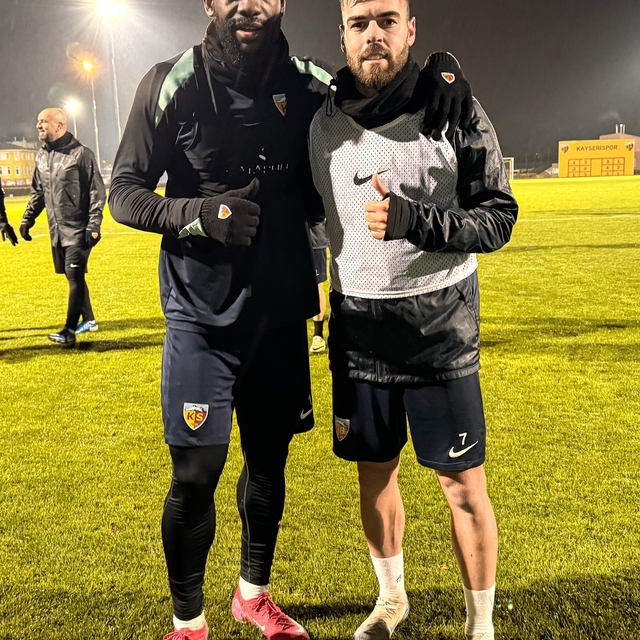 Kayserispor'da maç sırasında Cardoso'ya tokat atan Bahoken affedildi