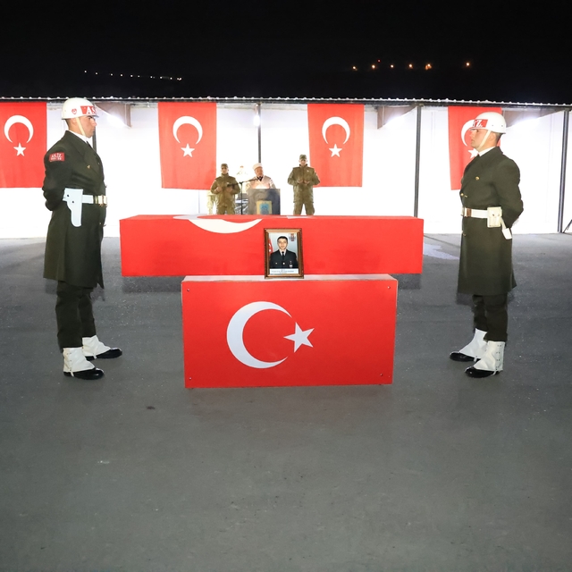 Naaşına 26 ay sonra ulaşılan şehit Uzman Çavuş Bazna için Şırnak'ta tören