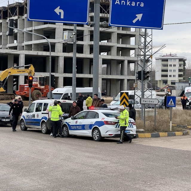 Kastamonu'da 7 aracın karıştığı trafik kazasında 1 kişi yaralandı