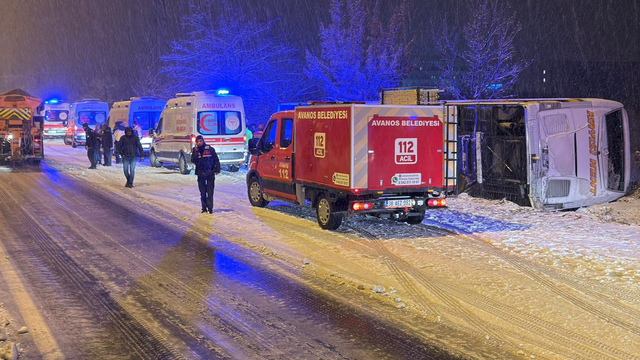 Nevşehir'de yolcu otobüsünün devrilmesi sonucu 5 kişi yaralandı