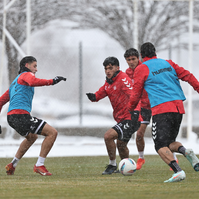 Sivasspor, Beşiktaş maçı hazırlıklarına başladı