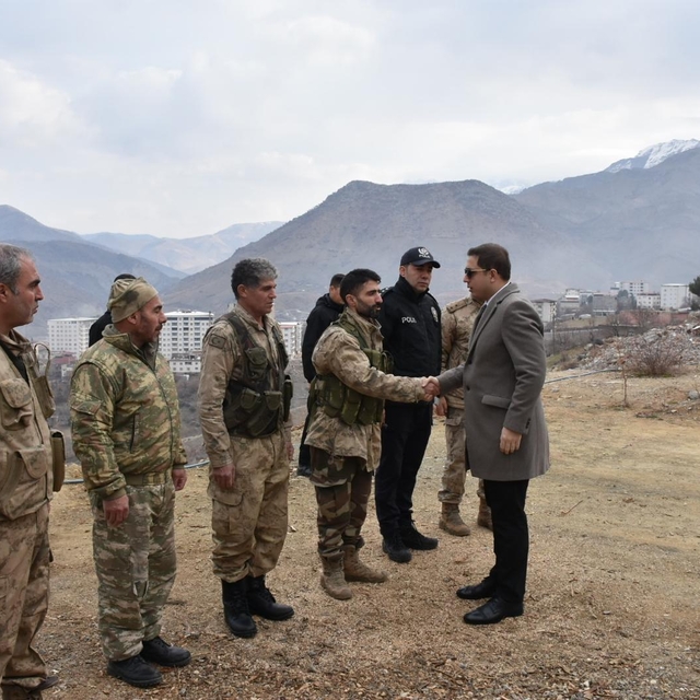 Sason Kaymakamı Başar'dan üs bölgelerine ziyaret