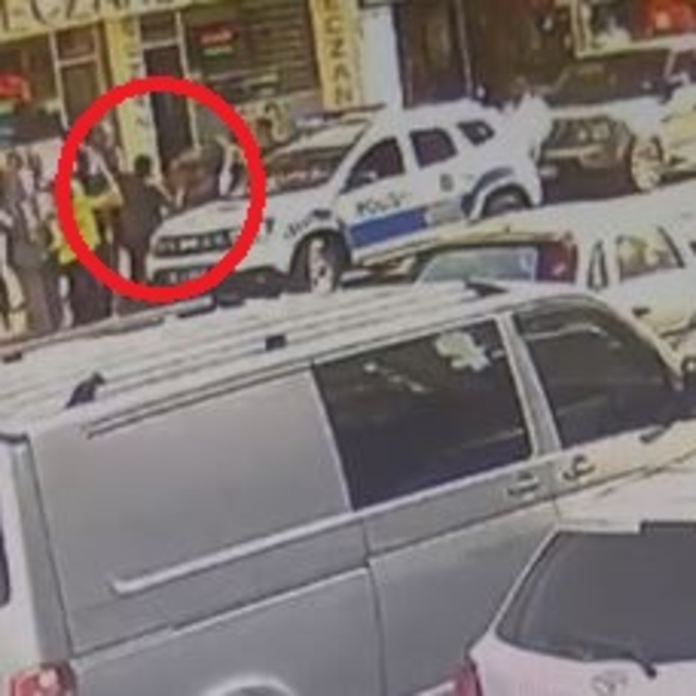 Kayseri'de avukat ile oğlunun uğradığı saldırı kamerada