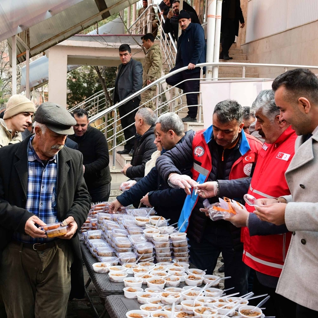 Van'da çığ şehitleri için mevlit düzenlendi