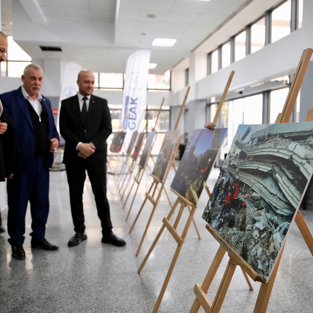 Kocaeli'de kadınların afet yönetimindeki rolü panelde ele alındı