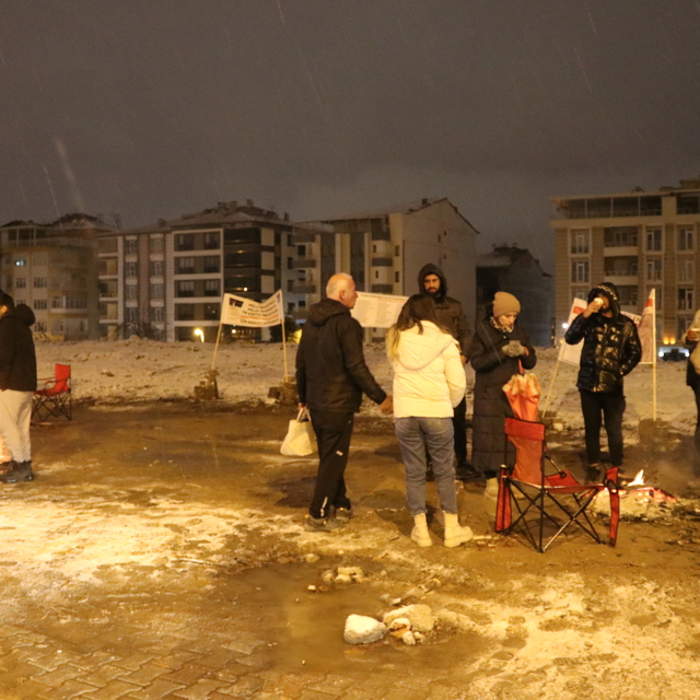 Malatya'da 6 Şubat 2023'teki depremlerde yaşamını yitirenler anıldı