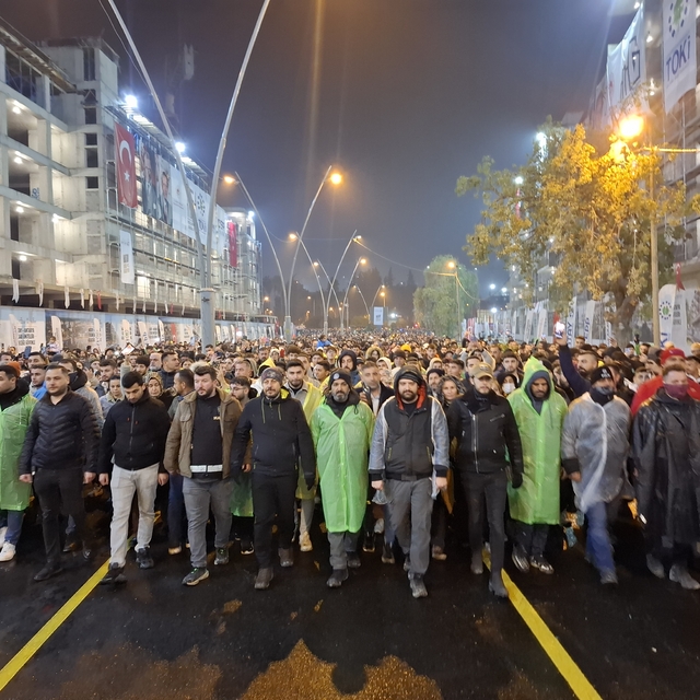 Depremin vurduğu Hatay'da yaşamını yitirenler için anma töreni ve 'sessiz'...