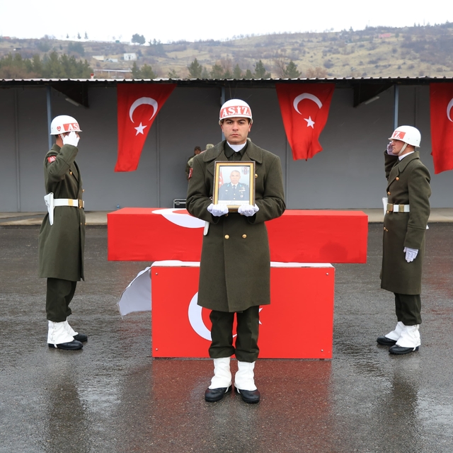 Şırnak'ta Pençe-Kilit Operasyonu bölgesinde şehit olan Binbaşı Yetişen için...