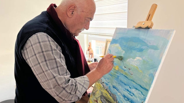 Depremzede şair ve ressam: Halen 'Kurtarın' sesleri kulaklarımda