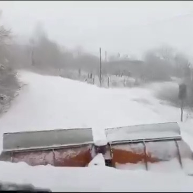 Elazığ'da 172 köy yolu, kar nedeniyle ulaşıma kapandı