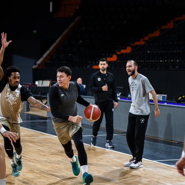 MSK'da hedef önce Karşıyaka, sonra Tofaş