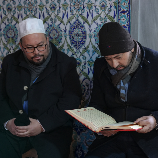 Başkentte Maltepe Camii'nde 6 Şubat depremlerinde hayatını kaybedenler anıl...