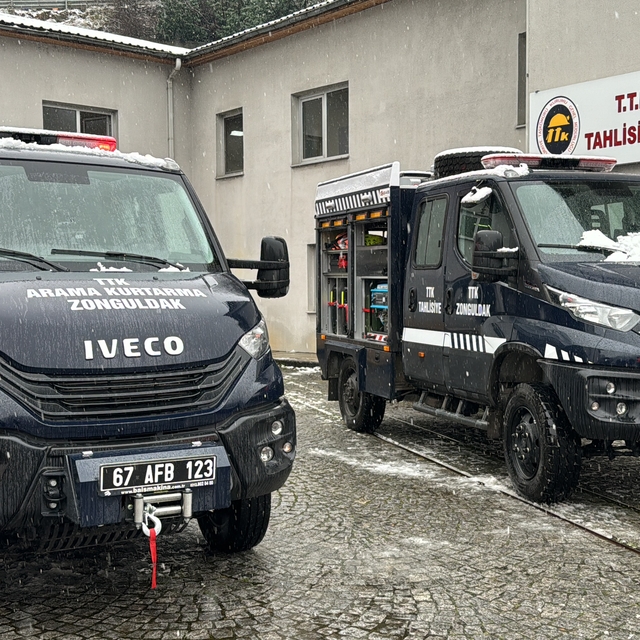 Madencilere afetlerde ve maden kazalarında kullanmak üzere özel tasarımlı a...