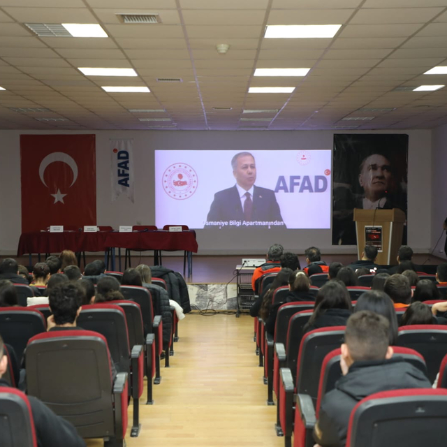 Tunceli'de 6 Şubat depremleri anma programı düzenlendi