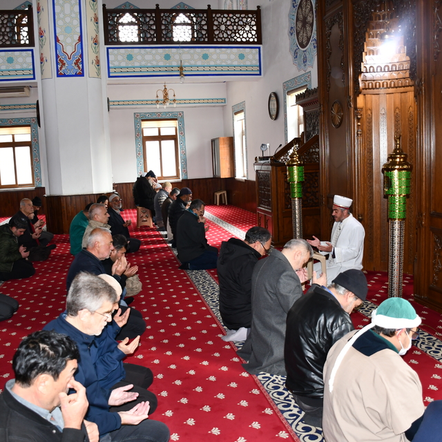 Dörtyol'da 6 Şubat depremlerinde hayatını kaybedenler anıldı