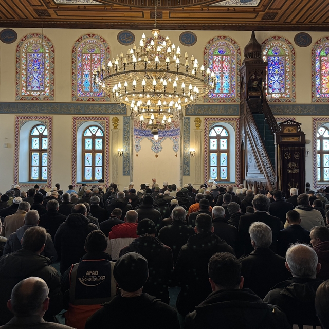 Kocaeli ve Düzce'de 6 Şubat depremleri anma programı yapıldı