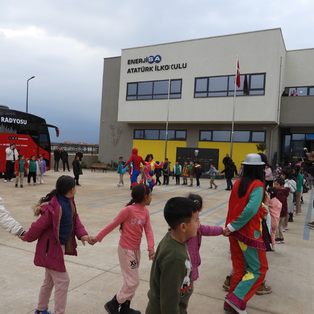 Enerjisa Enerji'den 6 Şubat'ın yıl dönümünde çocuklara umut dolu bir etkinl...