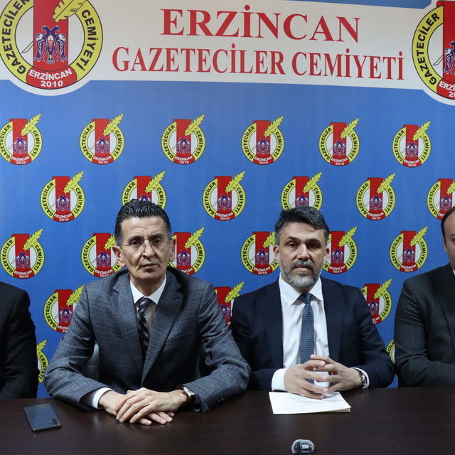 Erzincan'da AK Parti, CHP, MHP ve İYİ Partiden sosyal medyadaki paylaşımlar...