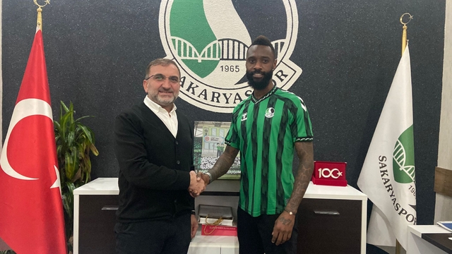 Sakaryaspor defans oyuncusu Nicolas N'Koulou'yu kiralık olarak transfer etti