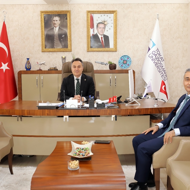 Sanayi ve Teknoloji İl Müdürü Ardahanlıoğlu'ndan Rektör Yılmaz'a ziyaret